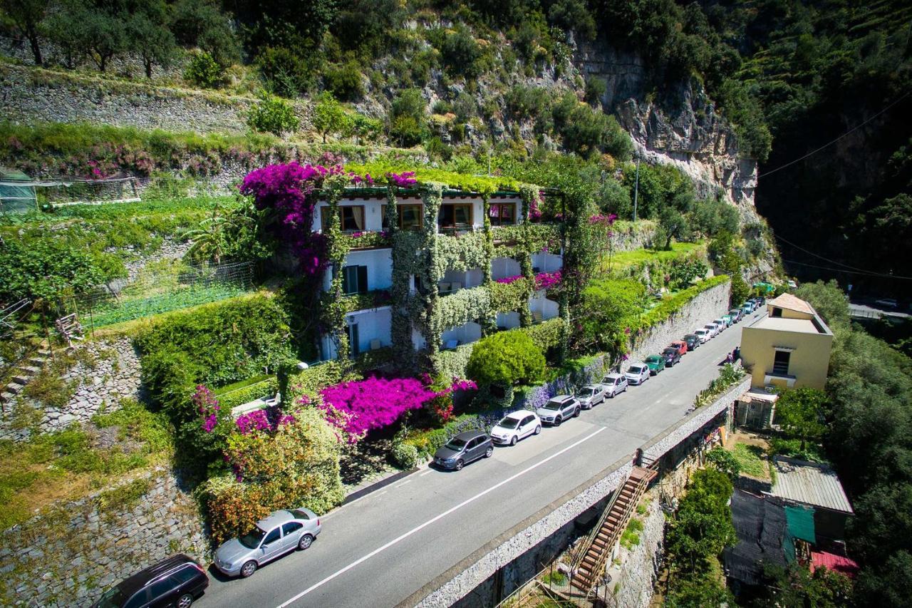 Hotel Pellegrino Praiano Exterior foto