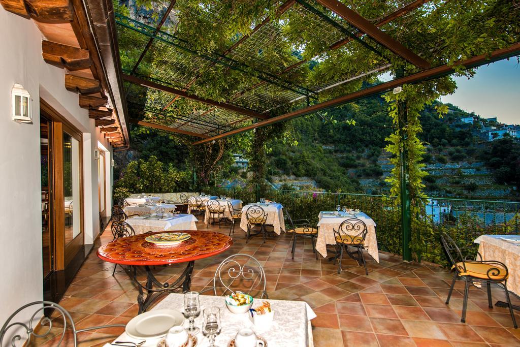 Hotel Pellegrino Praiano Exterior foto